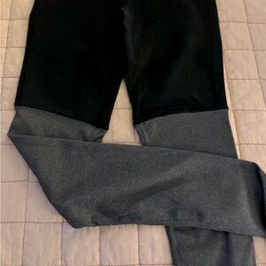 ALO leggings in black and gray. Size SM